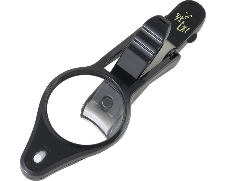 세키마고로쿠 LED 루페 탑재 손톱깎이 HC1837